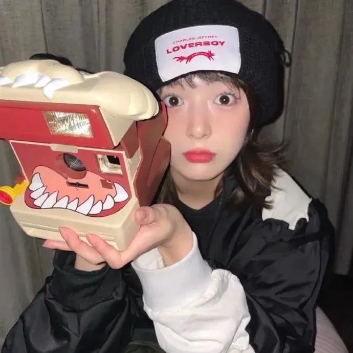 重生七零娇妻她上房揭瓦